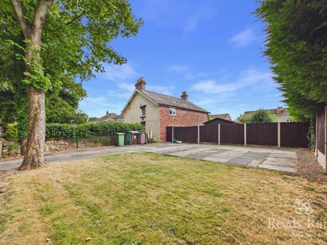 House for sale in Rainhill Stoops, Rainhill