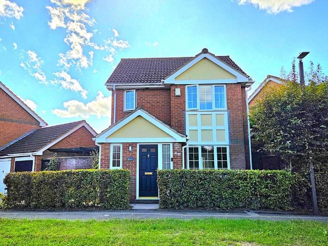 House for sale in Fenny Stratford, Milton Keynes