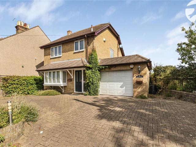 House for sale in The Butts, Kent