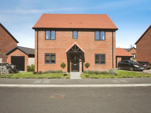 House for sale in Bedingfield, Suffolk