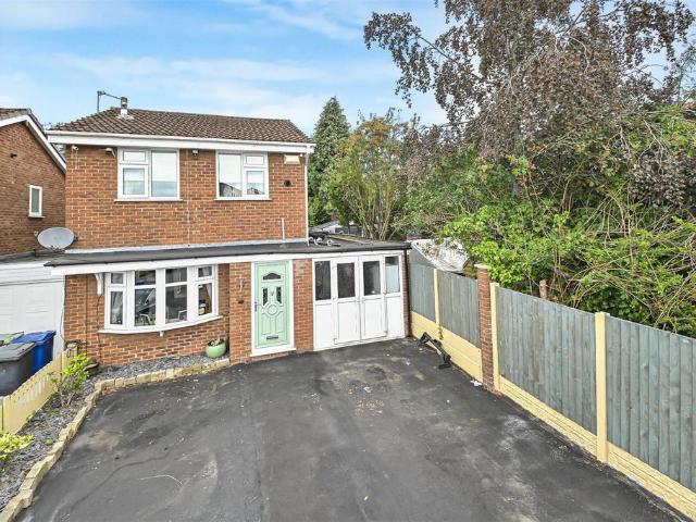 House for sale in Westleigh, Wigan