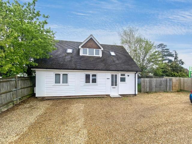 House for sale in Willesborough Lees, Bridgefield