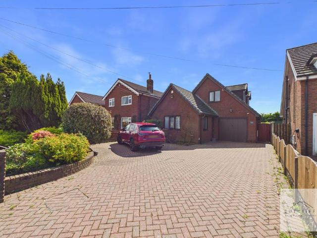 House for sale in Cabus, Lancashire