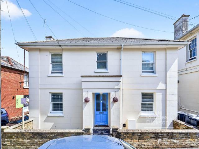 House for sale in Oakfield, Ryde