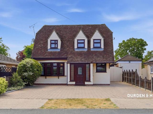 House for sale in Fordham Heath, Essex