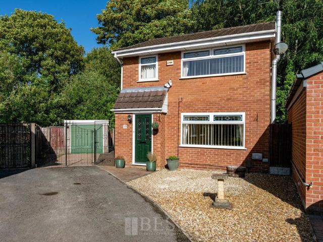 House for sale in Palacefields, Halton