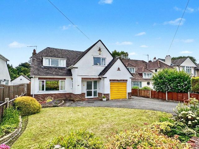 House for sale in Alder Hills, Poole