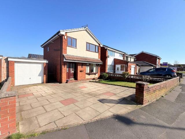 House for sale in Guide Bridge, Greenheys