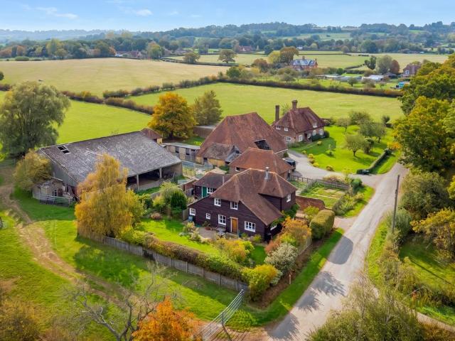 House for sale in Newland Green, Ashford