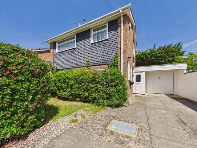 House for sale in Worthing, West Sussex