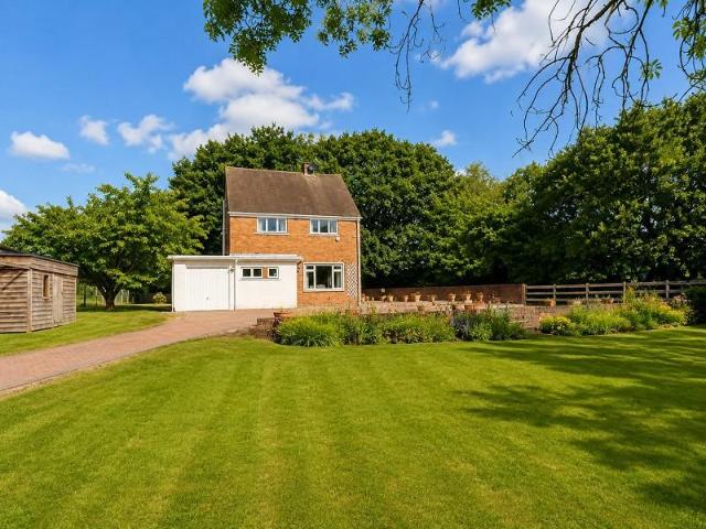 House for sale in Llantwit Fardre, Upper Boat