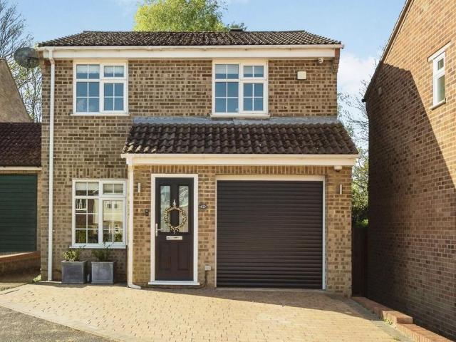 House for sale in Leybourne, Bourne Vale