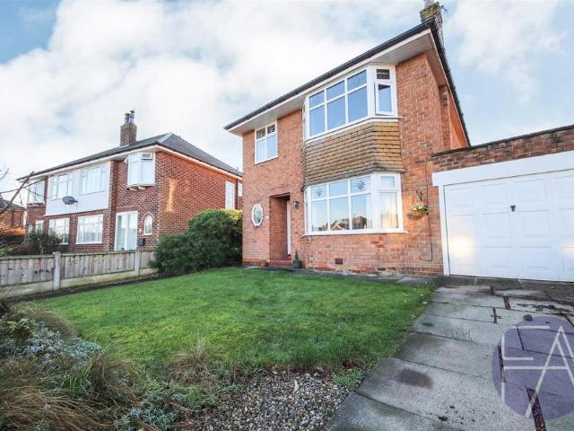 House for sale in Marshside, Southport