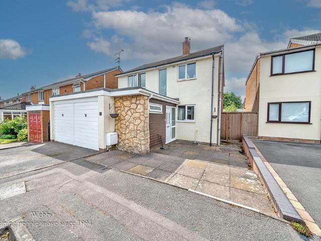 House for sale in Chadsmoor, Staffordshire