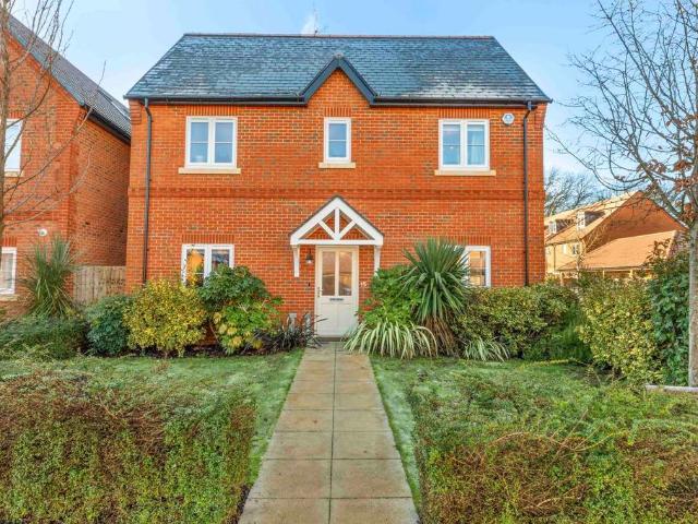 House for sale in Daws Hill, Cressex