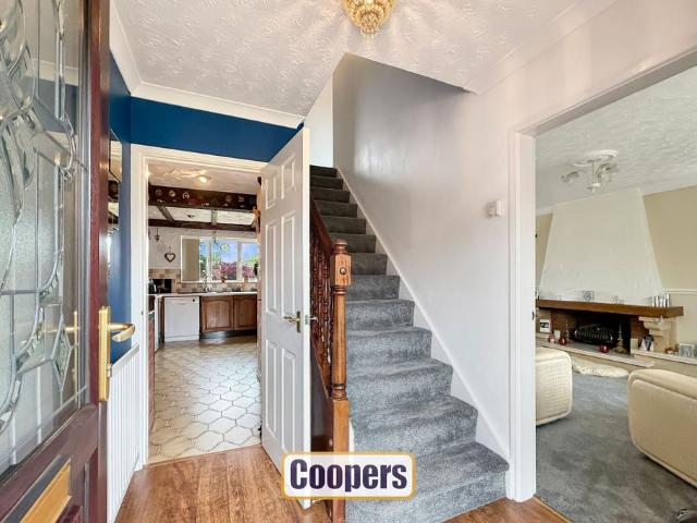 House for sale in Whitestone, Camp Hill