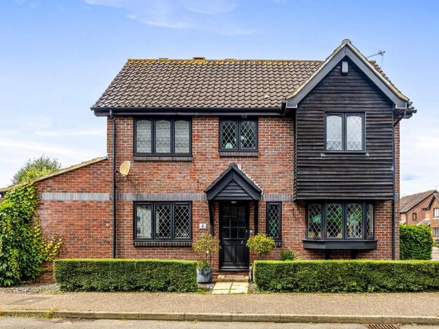 House for sale in North Horsham, Horsham
