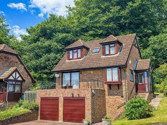 House for sale in St Helen's, Guestling Green