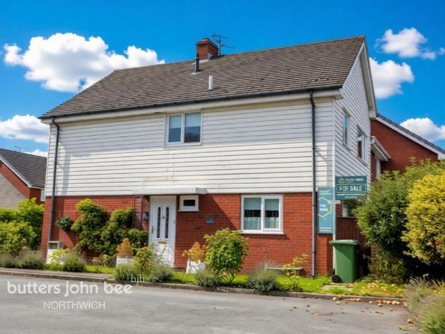 House for sale in Delamere Park, Cuddington