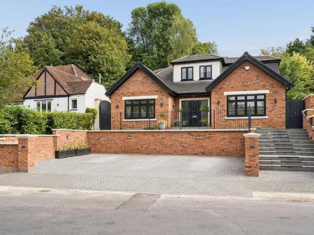 House for sale in Heronsgate, Three Rivers