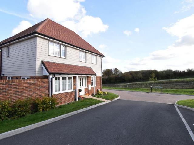 House for sale in Midway, Kent