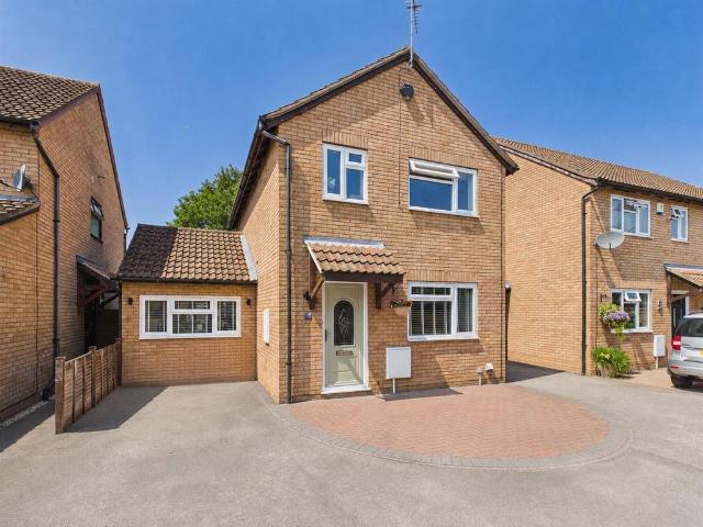 House for sale in Gloucester, Gloucestershire