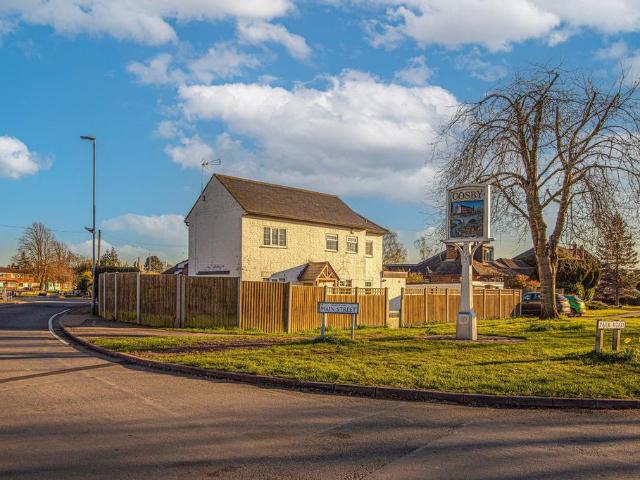 House for sale in Pinfold, Leicestershire