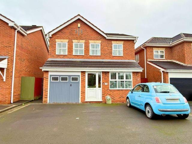 House for sale in Pelsall, West Midlands