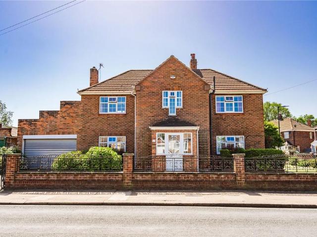 House for sale in Grimsby, North East Lincolnshire