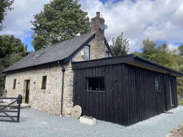 House for sale in Froncysyllte, Wales