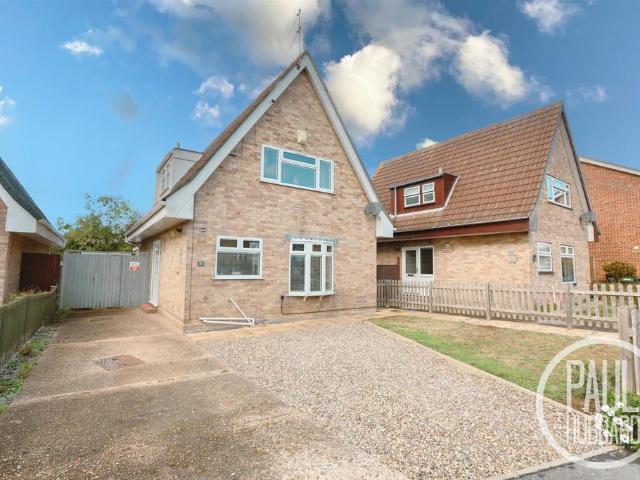 House for sale in Oulton Broad, East Suffolk