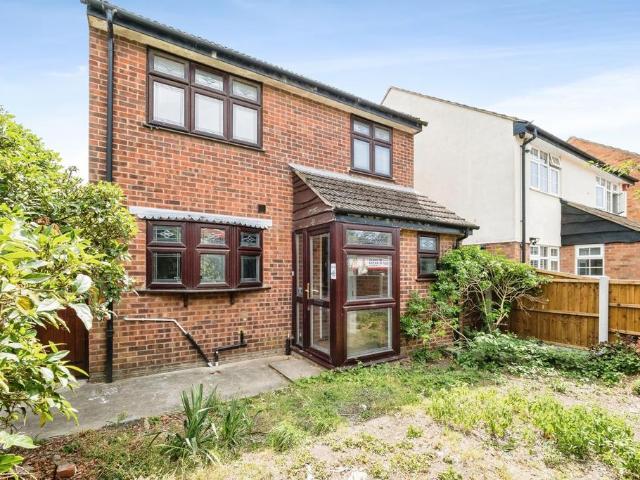House for sale in Rainham, Greater London