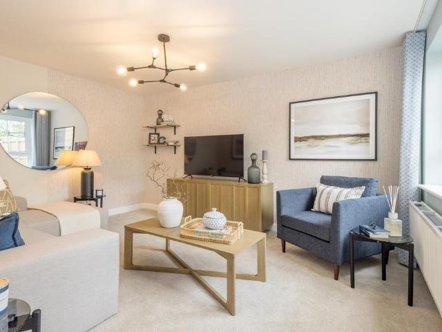 House for sale in Barnham Court Farm, Arun