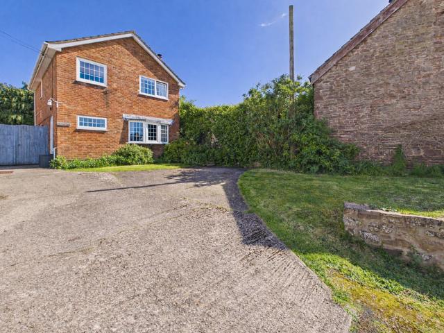 House for sale in Alvington, Bromsberrow Heath