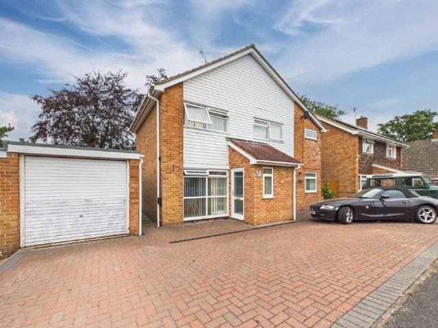 House for sale in Little Sandhurst
