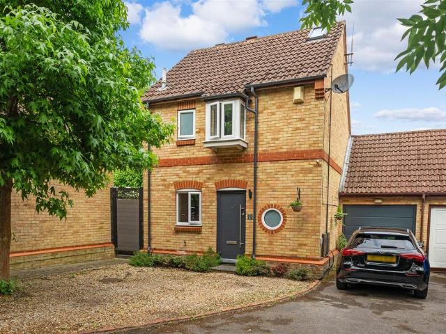 House for sale in Westborough, Surrey