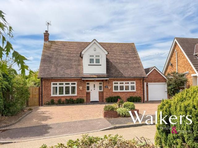 House for sale in Ingatestone and Fryerning, Navestock Side