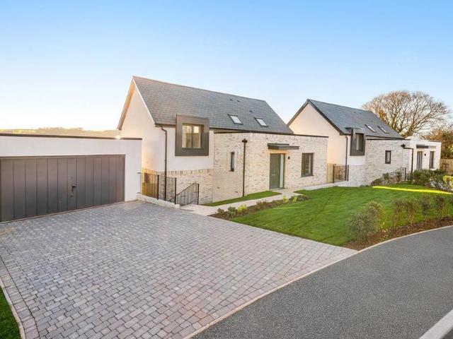 House for sale in Chillington, Strode