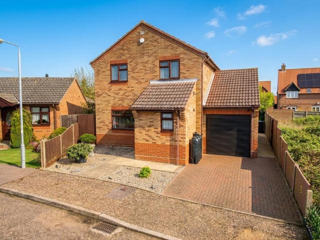 House for sale in Stokesby, Norfolk