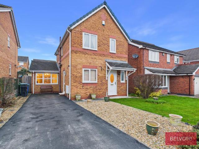 House for sale in Ruabon, Wales