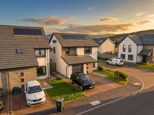 House for sale in Crieff, Scotland
