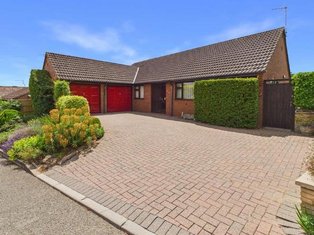 House for sale in Crookhill, Worcestershire