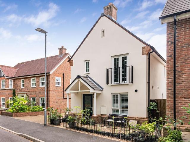 House for sale in Pouchen End, Hertfordshire