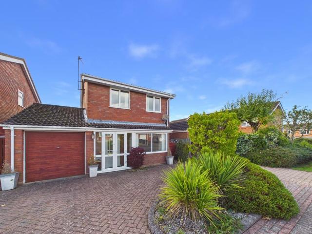 House for sale in Perton, South Staffordshire