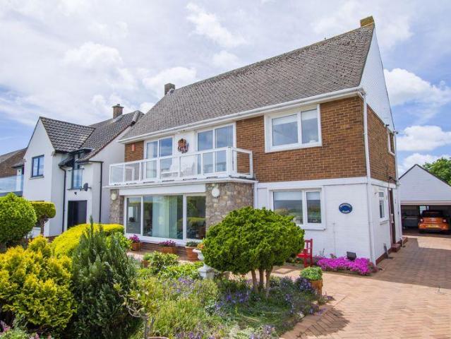 House for sale in Cosmeston, Penarth