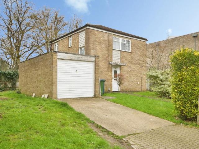 House for sale in Harrow Weald, Greater London