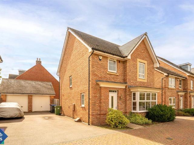 House for sale in Warwick Gates, Warwick