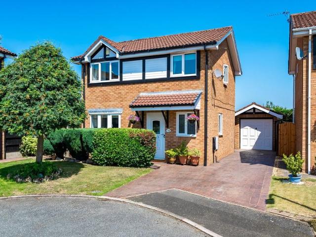 House for sale in Cheadle Hulme, Greater Manchester