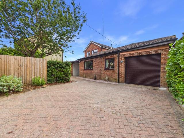 House for sale in Long Buckby, Northamptonshire