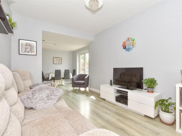 House for sale in Hampton, The Bridge